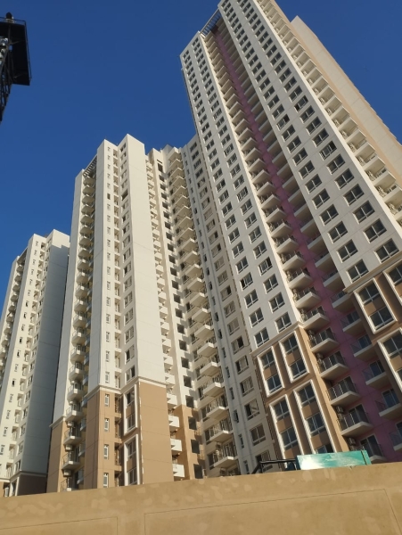 3 bhk flat for sale in Hero Homes